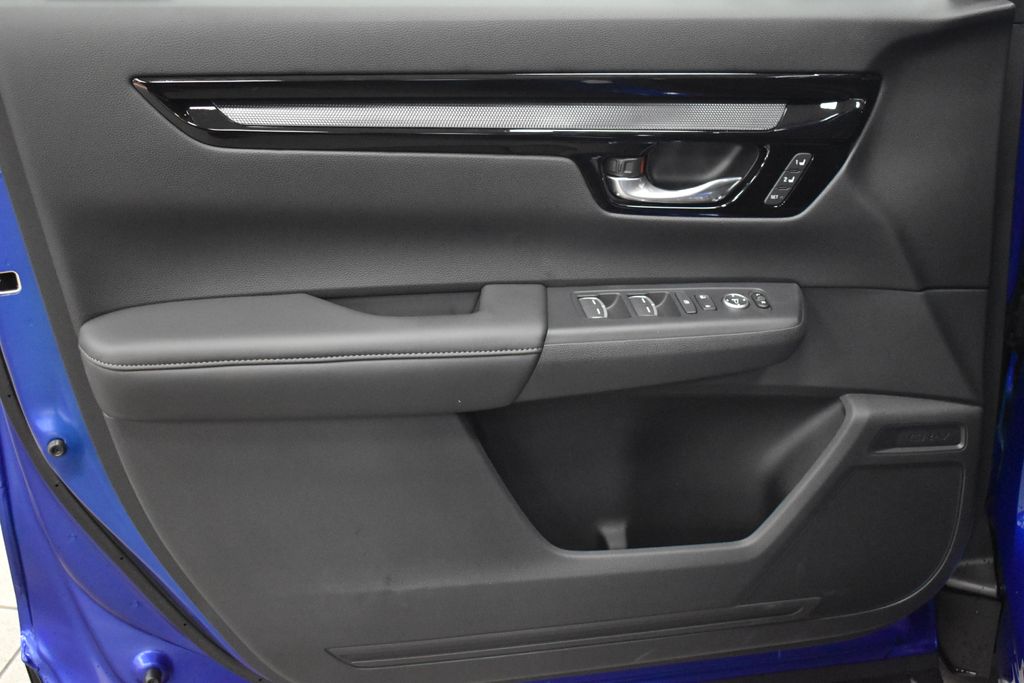 2025 Honda CR-V EX-L 8