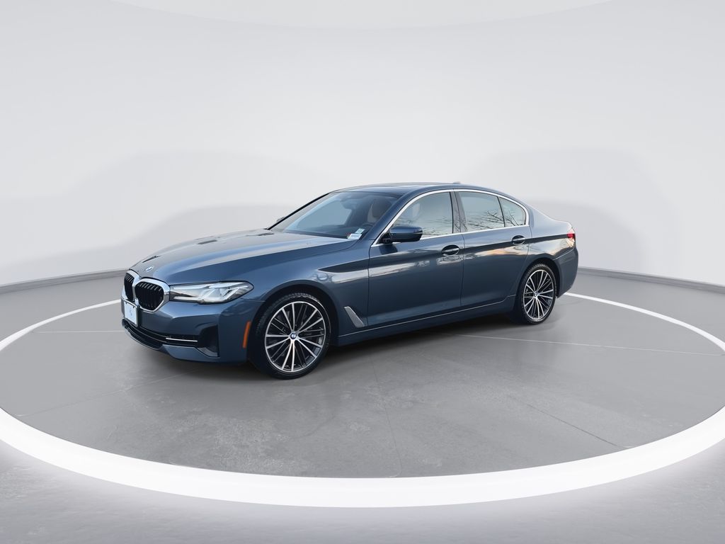 Thumbnail: 2023 BMW 5 Series - 4