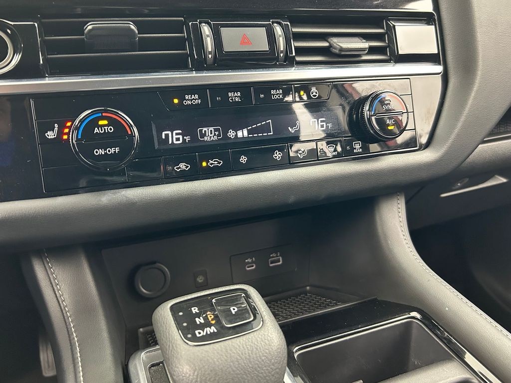 Used 2024 Scarlet Ember Nissan SL image 25