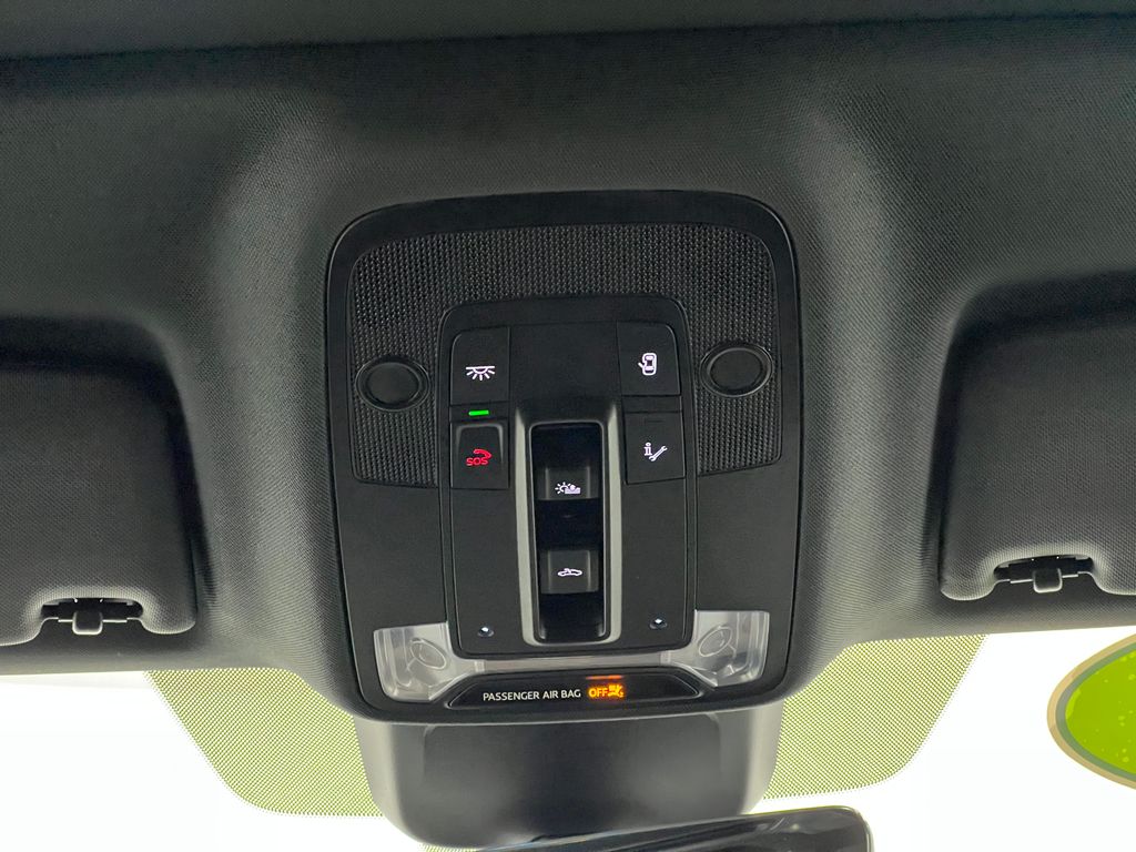 Thumbnail: 2025 Audi Q3 - 29