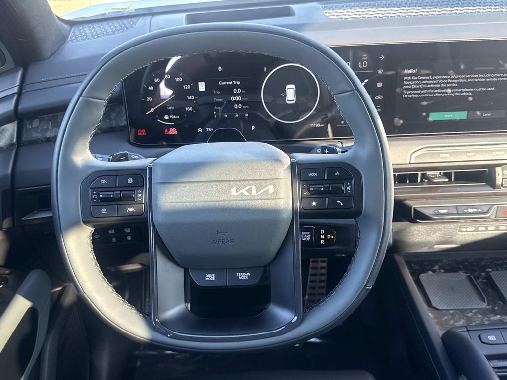 Used 2027 White Kia X-Pro SX-Prestige image 12