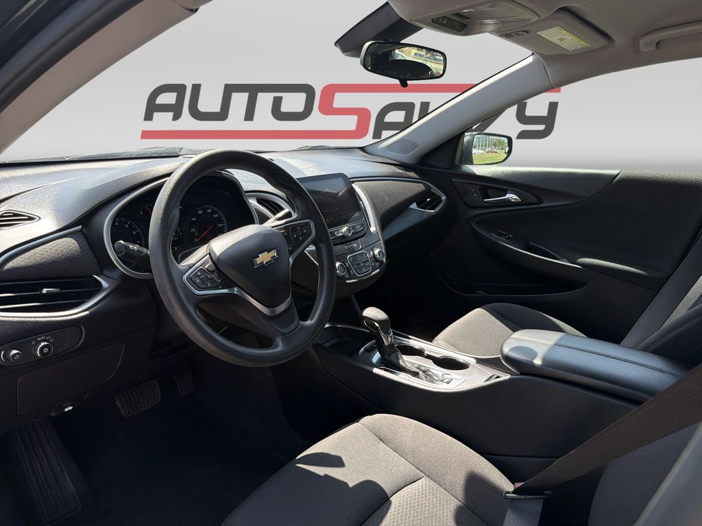 Used 2022 Gray Chevrolet LT image 10