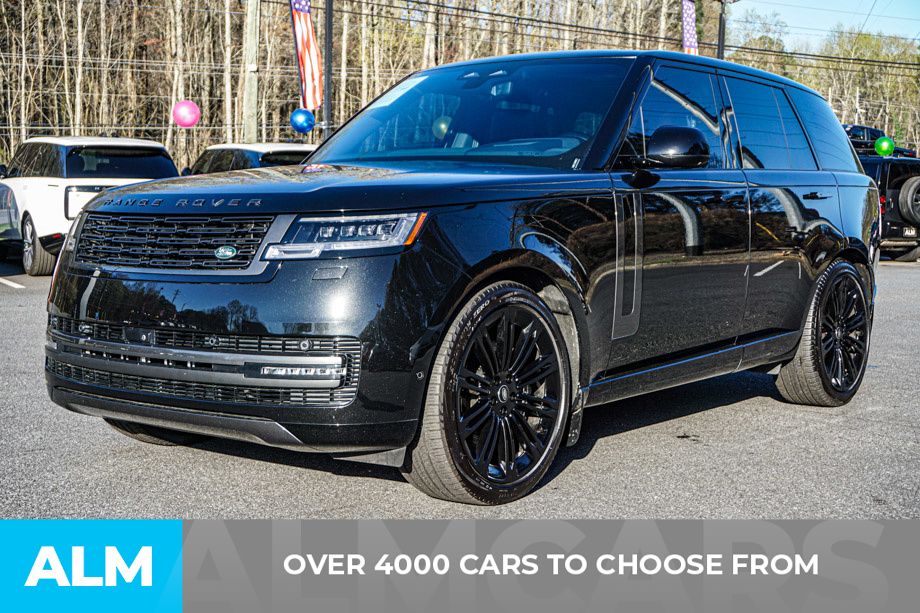 Used 2025 Black Land Rover SE image 2