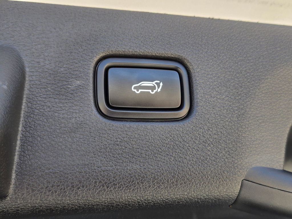 Used 2025 Kia Sportage SUV