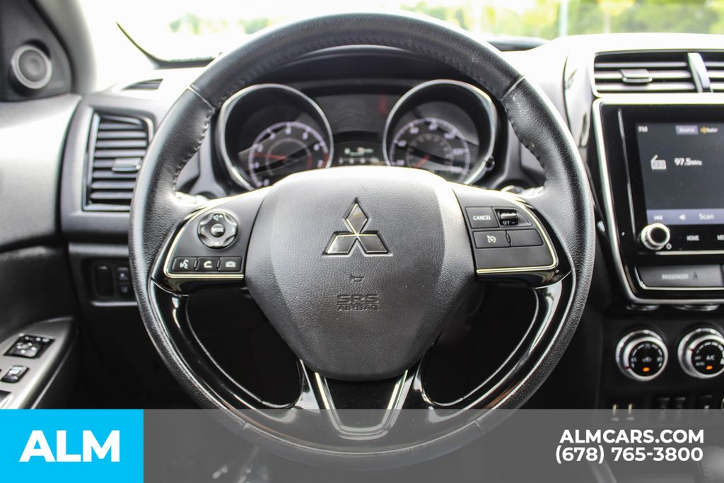 Used 2024 Silver Mitsubishi 2.0 SE image 24