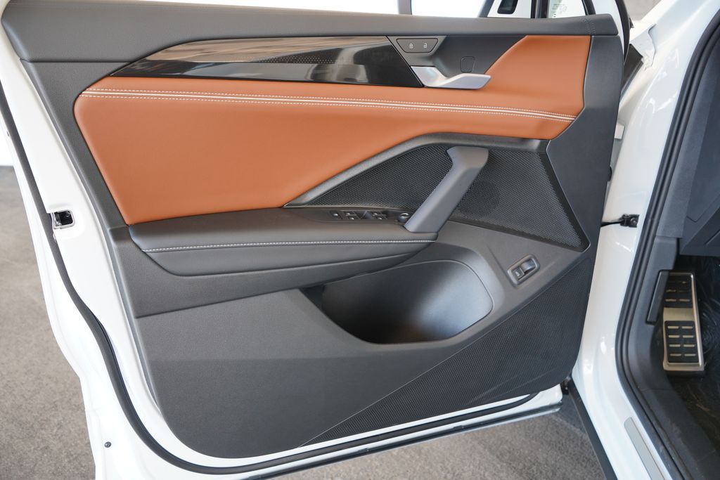 Thumbnail: 2026 Volkswagen Tiguan - 11