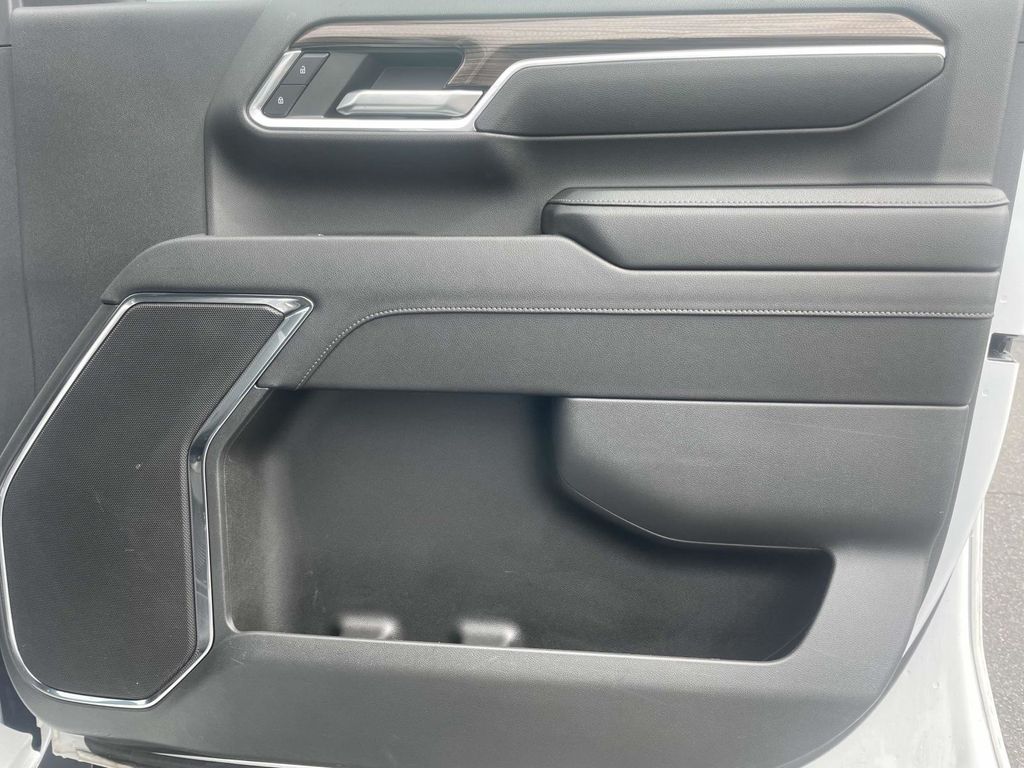 2024 Chevrolet Silverado 2500HD LT - Photo 16