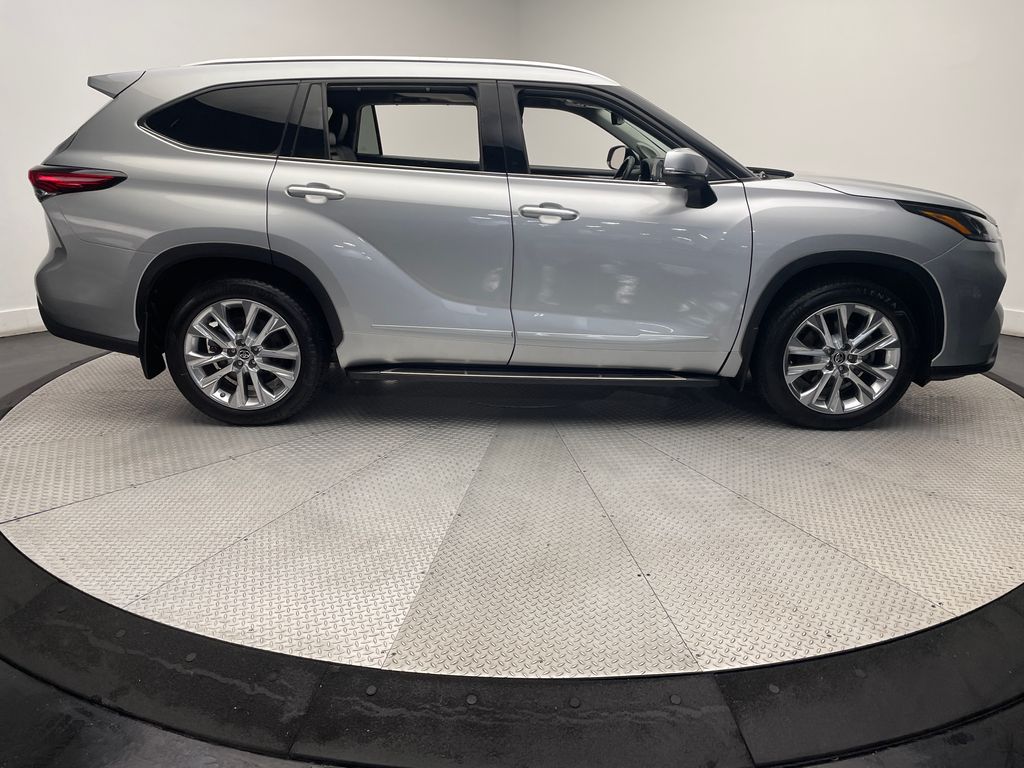 2021 Toyota Highlander Limited 4
