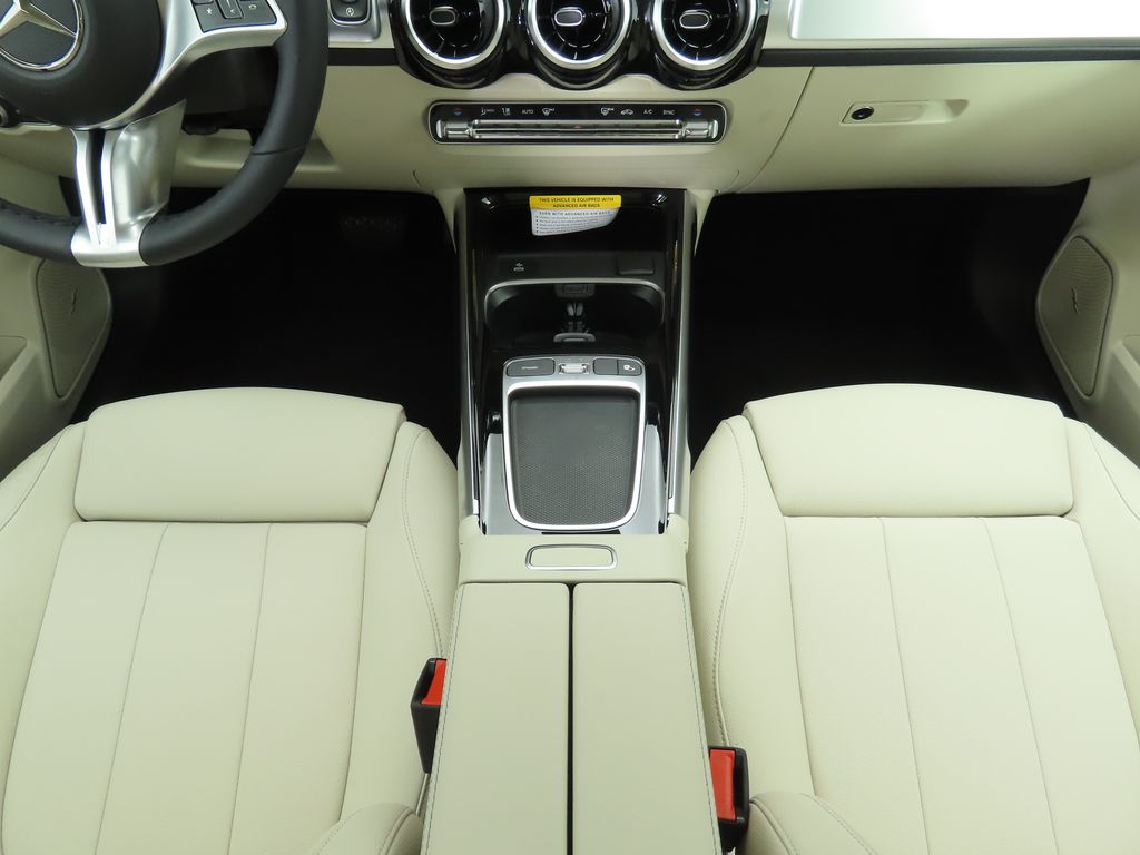 Thumbnail: 2026 Mercedes-Benz GLB - 16