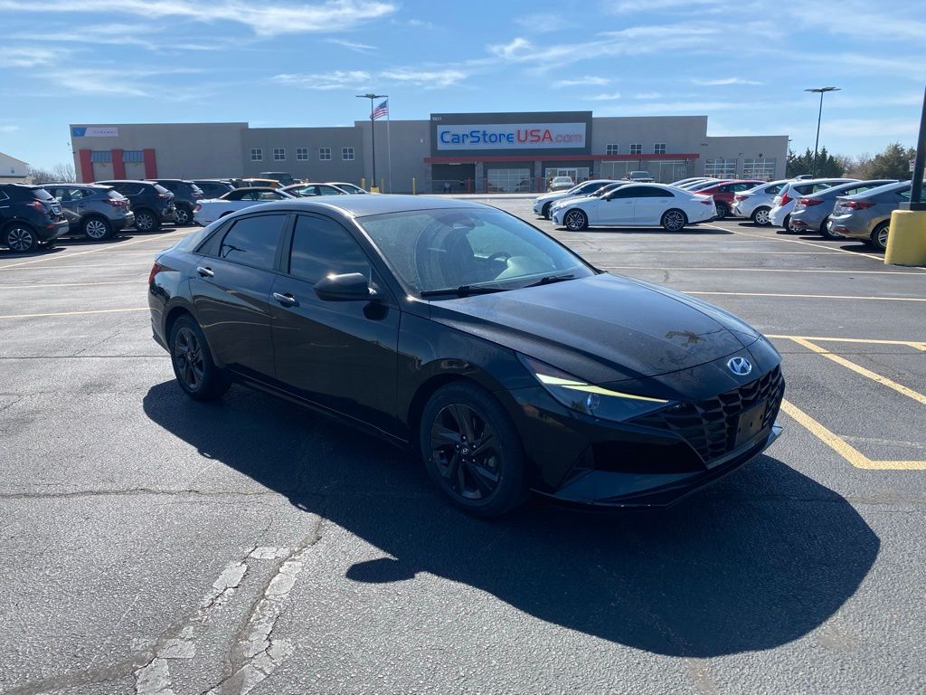 2021 Hyundai Elantra SEL FWD