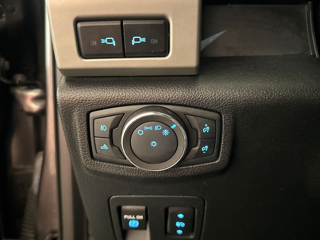 Used 2019 Gray Ford Lariat image 19