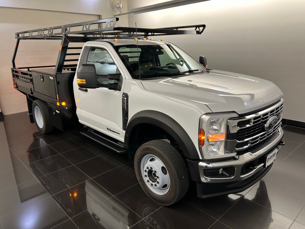 2025 Ford F-550SD XL
