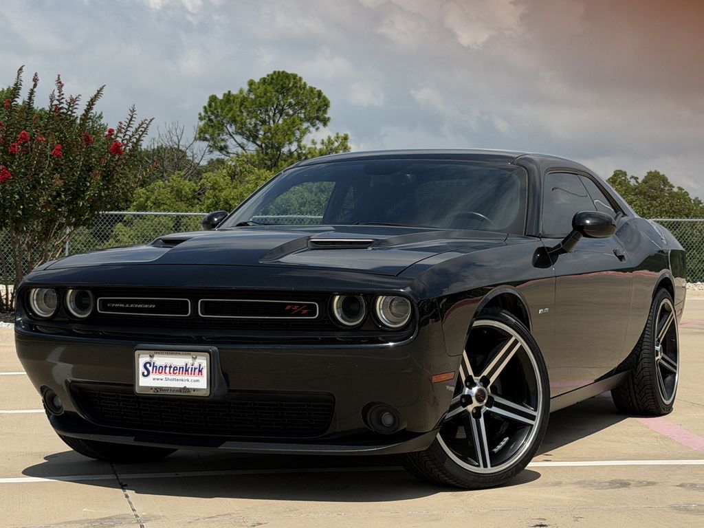 Used 2015 Dodge Challenger R/T with VIN 2C3CDZATXFH865355 for sale in Hudson Oaks, TX