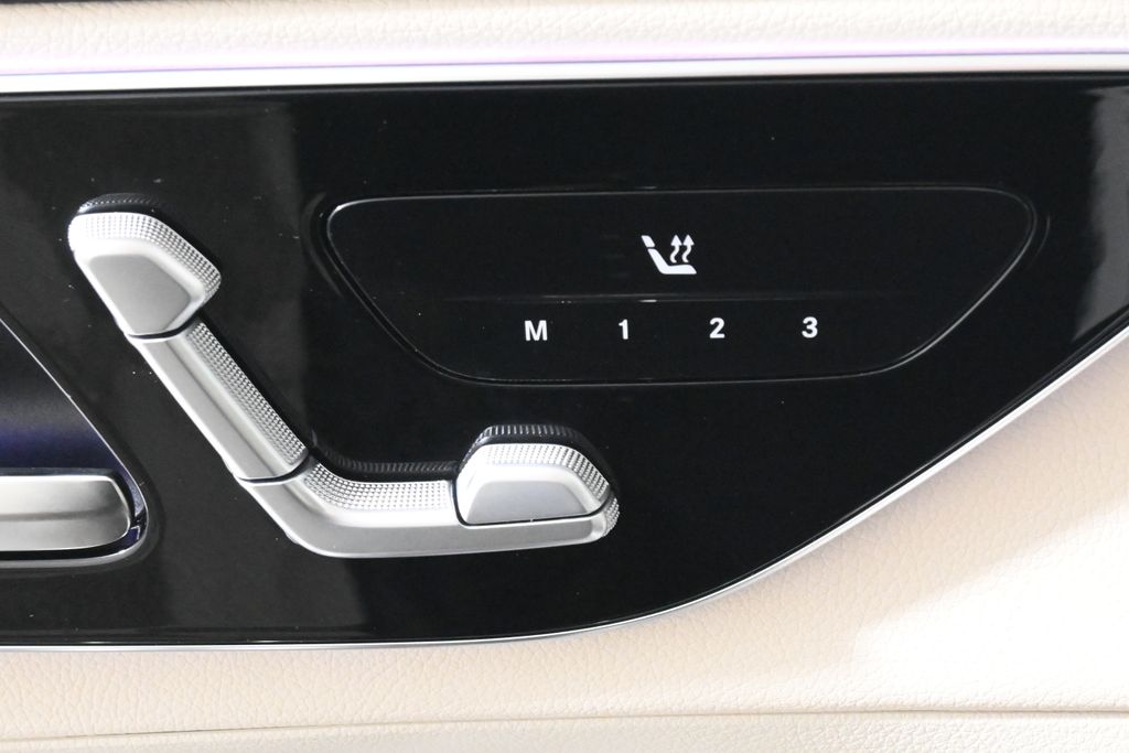 Thumbnail: 2026 Mercedes-Benz GLC - 26