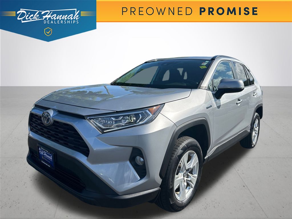 2021 Toyota RAV4 Hybrid XLE