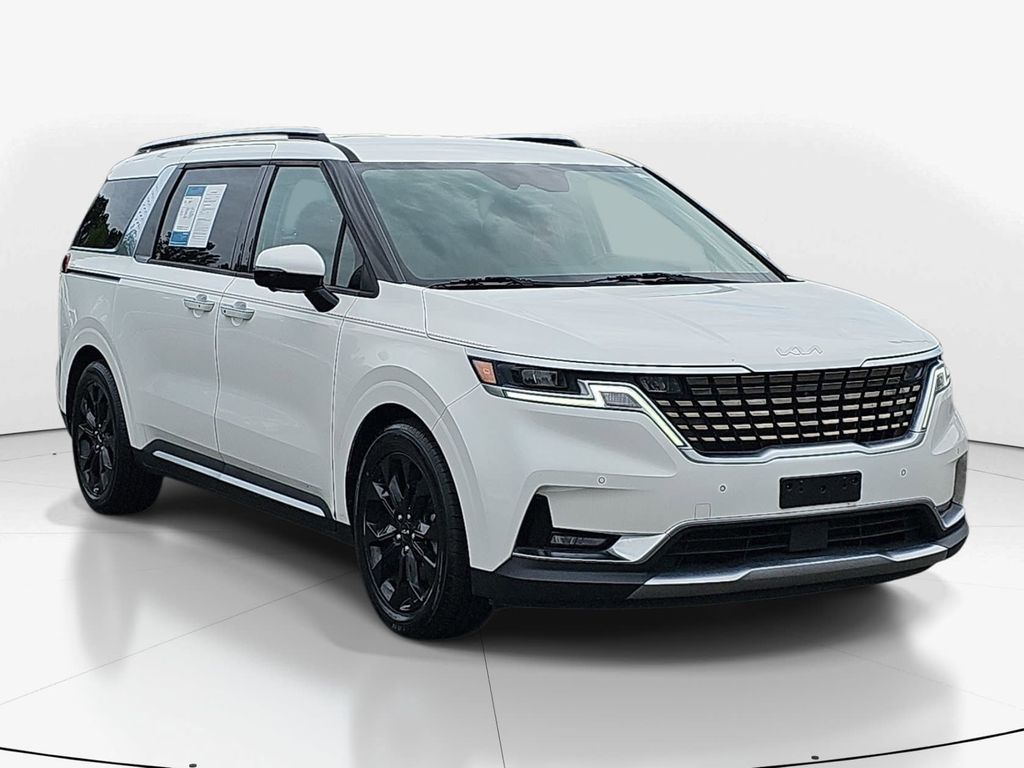 2022 Kia Sedona SX's photo