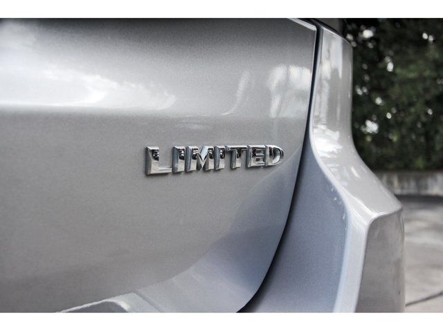 2018 Jeep Grand Cherokee Limited Silver at Bayway Cadillac of The Woodlands