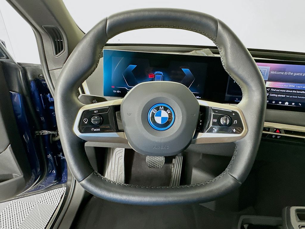 Thumbnail: 2024 BMW iX - 11