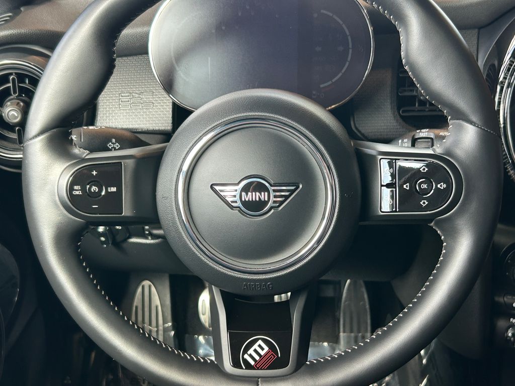 Thumbnail: 2024 MINI Cooper - 18