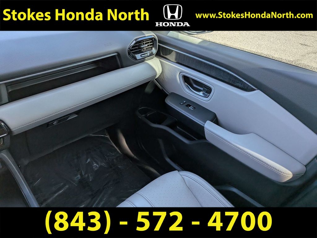 Used 2025 Honda Pilot SUV