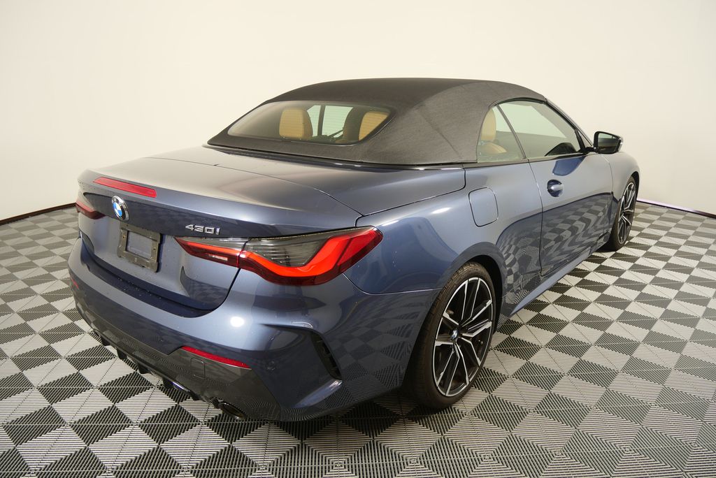 Thumbnail: 2023 BMW 4 Series - 4