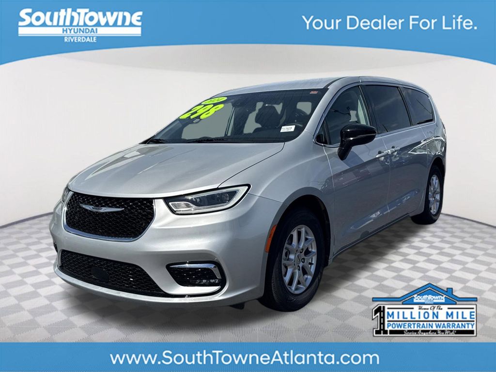 2024 Chrysler Pacifica Touring L FWD