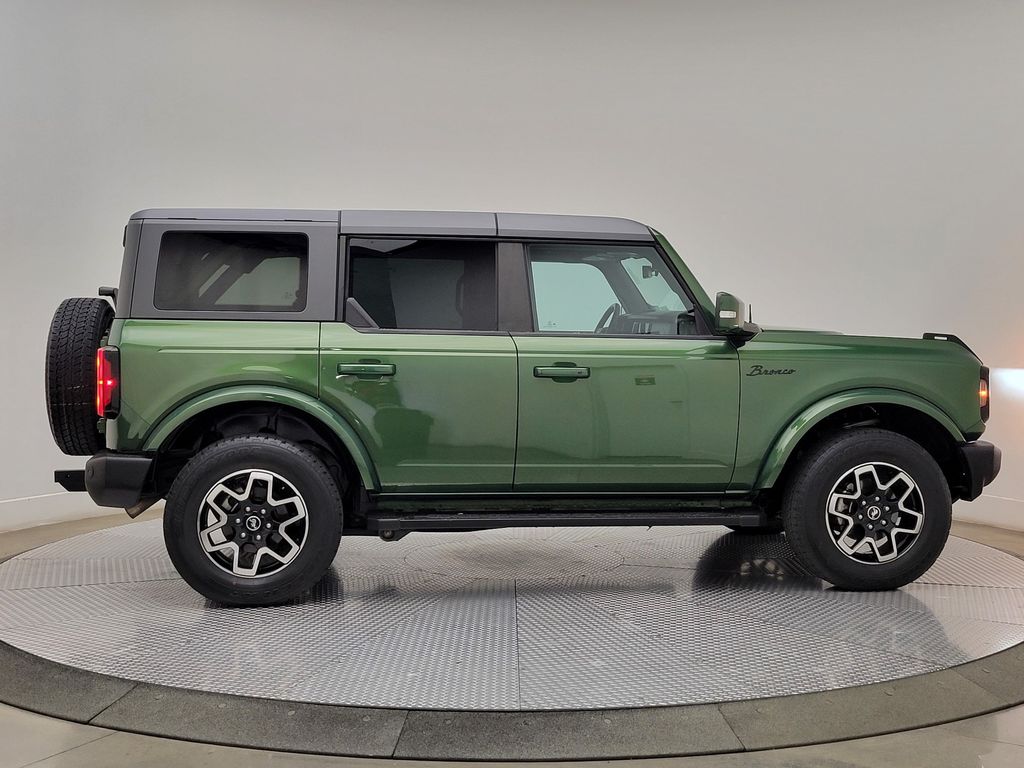 Thumbnail: 2023 Ford Bronco - 6