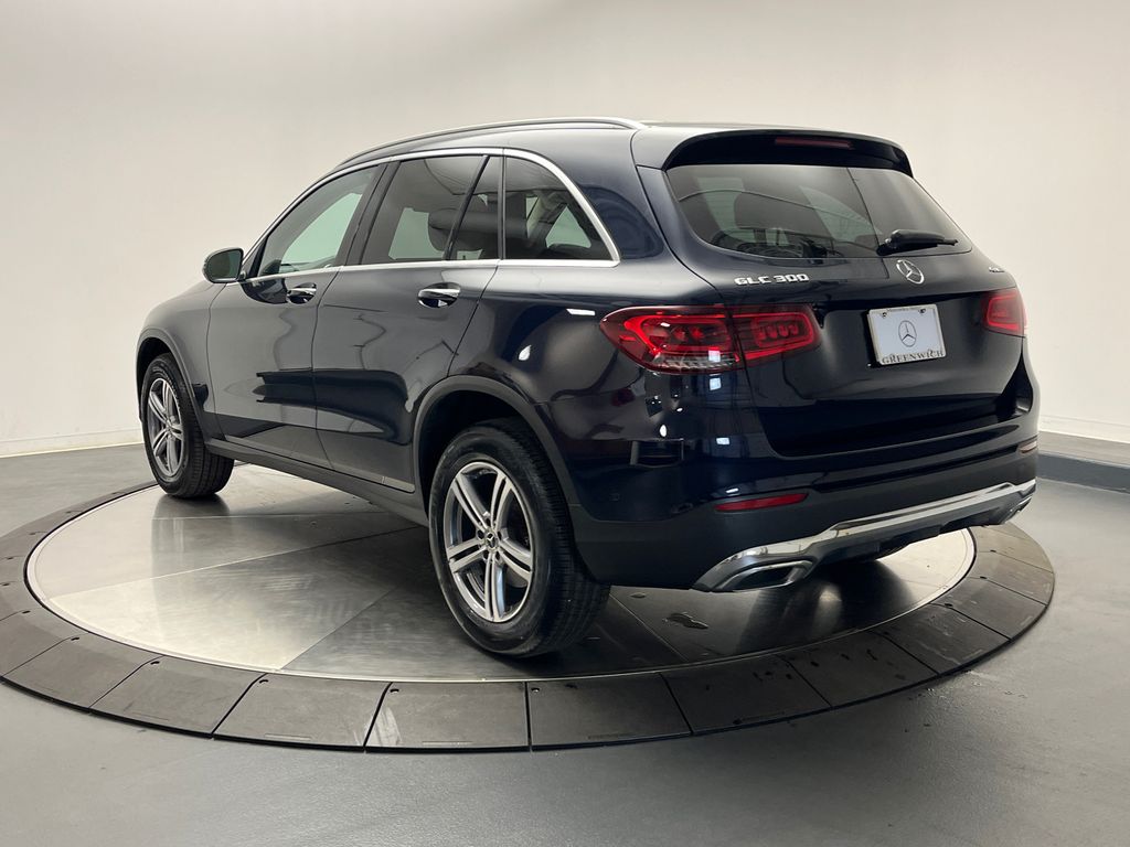 2022 Mercedes-Benz GLC 300 5