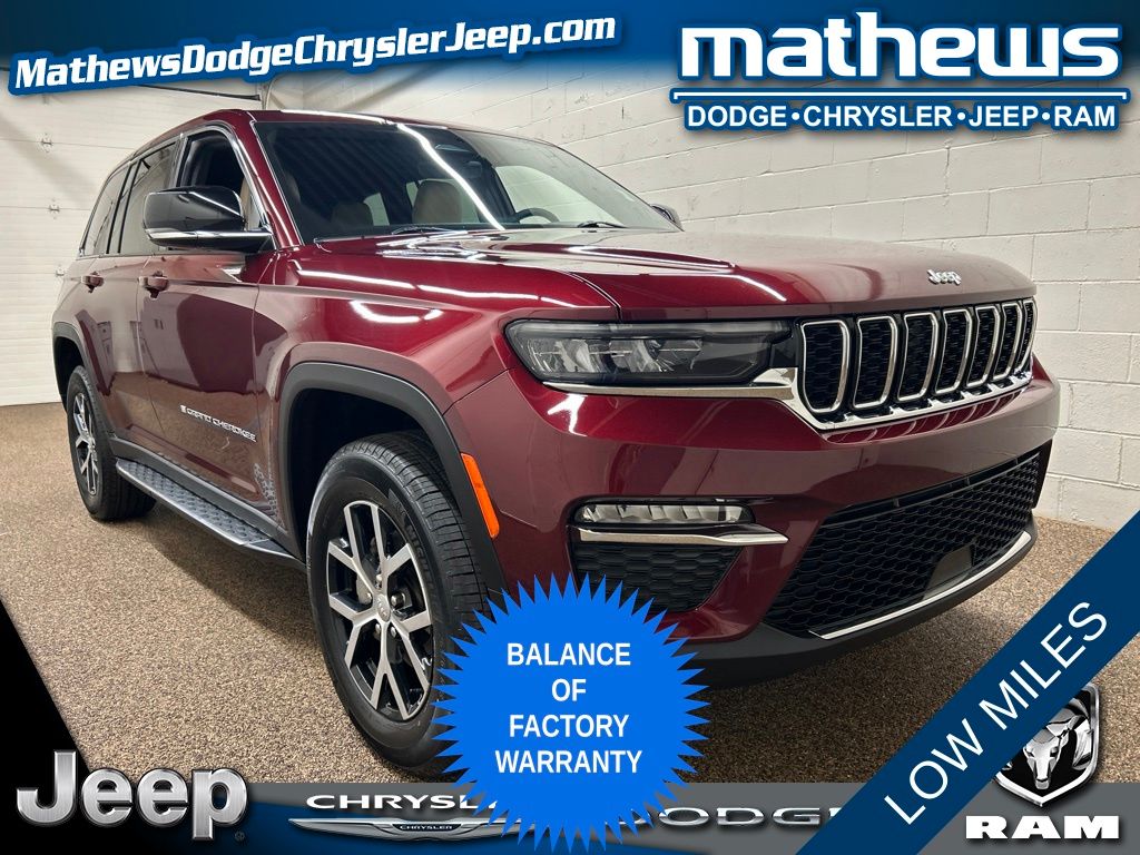 Velvet Red Pearlcoat 2025 Jeep Grand Cherokee SUV / Crossover Four-Wheel Drive 8-Speed Automatic