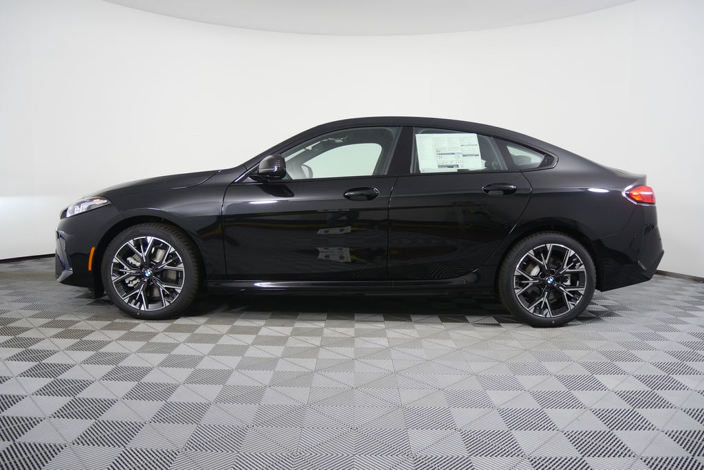 Thumbnail: 2026 BMW 2 Series - 6