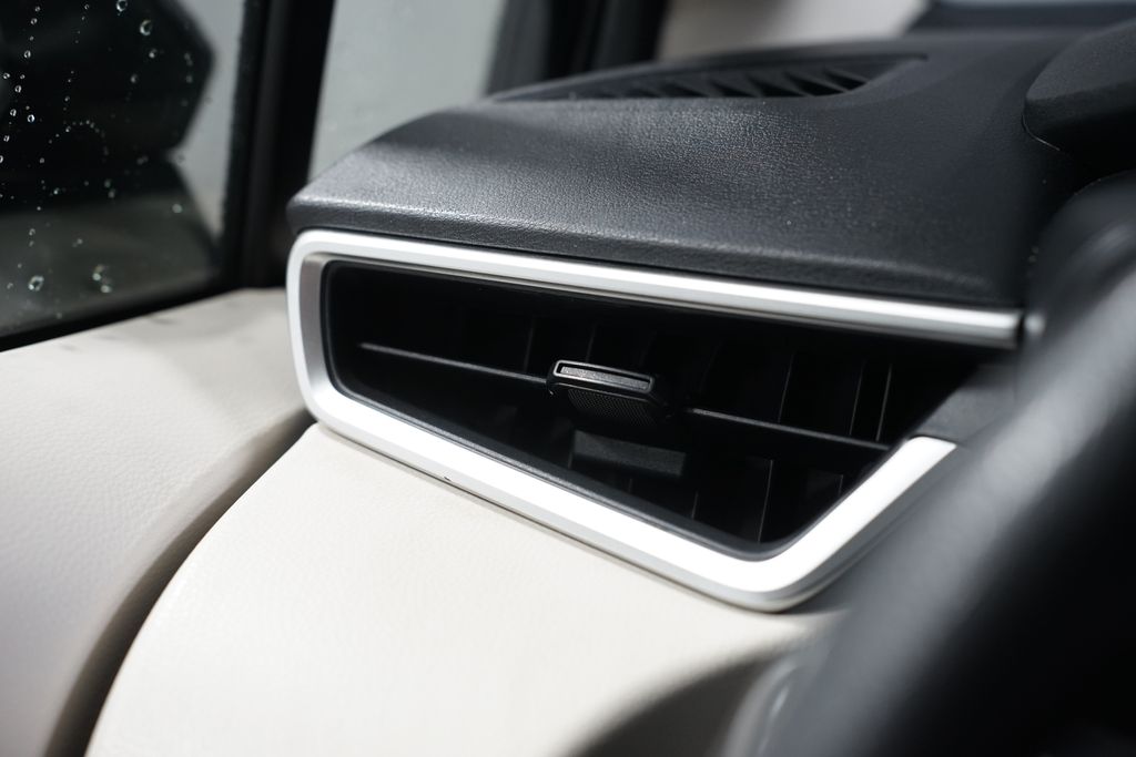 Thumbnail: 2023 Toyota Corolla - 23