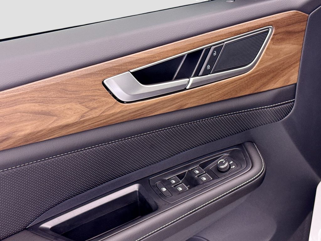 Thumbnail: 2026 Volkswagen Atlas - 21