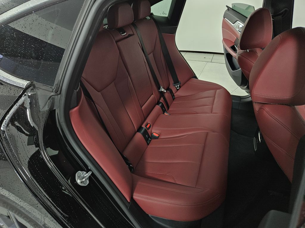 Thumbnail: 2023 BMW i4 - 20