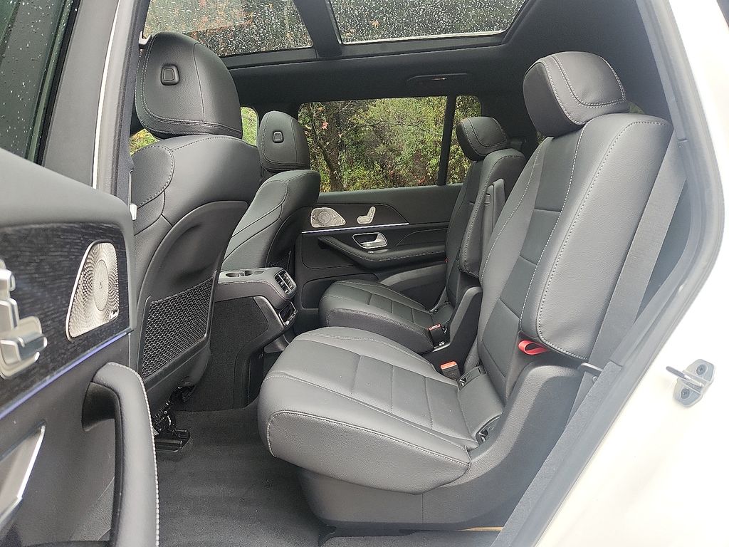 Thumbnail: 2025 Mercedes-Benz GLS - 10