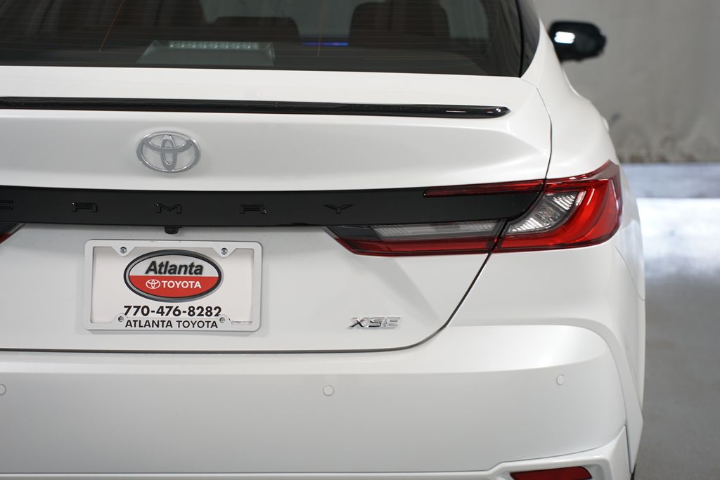 Thumbnail: 2026 Toyota Camry - 10