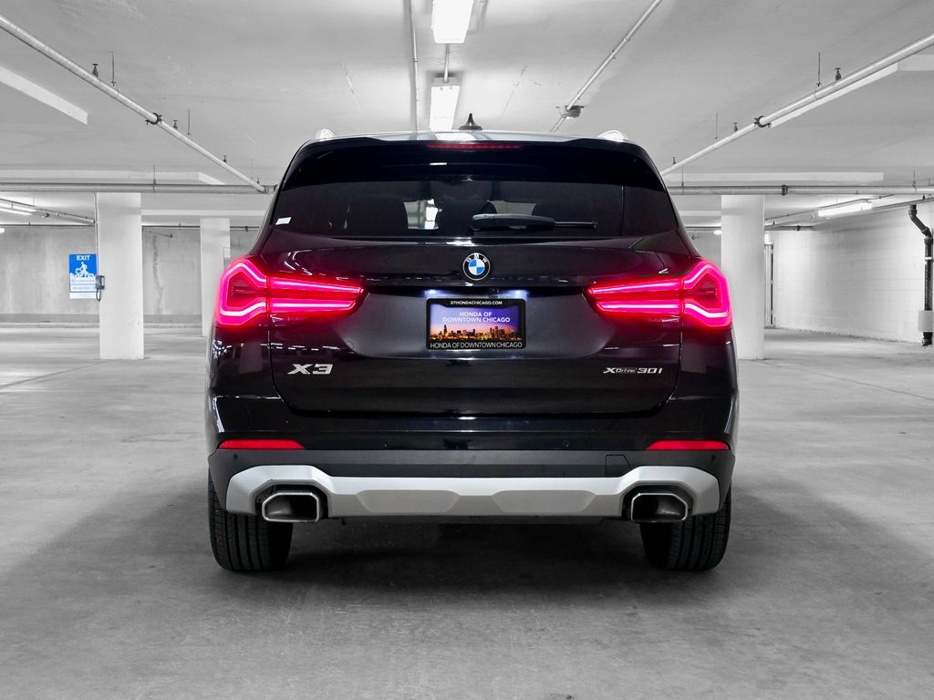 2022 BMW X3 xDrive30i 8