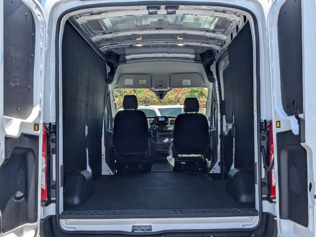 2025 Ford Transit 250
