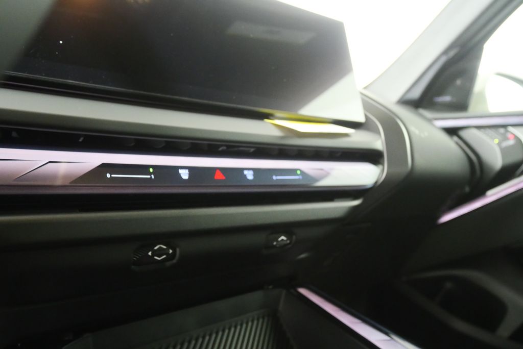 Thumbnail: 2026 BMW X3 - 21