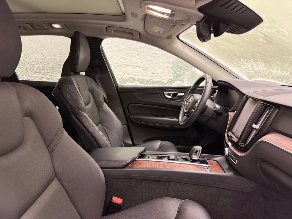 Thumbnail: 2023 Volvo XC60 - 29