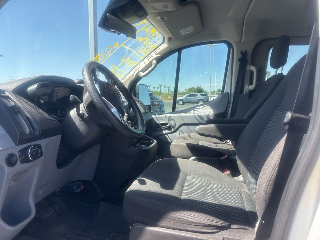 Thumbnail: 2018 Ford Transit Series - 5