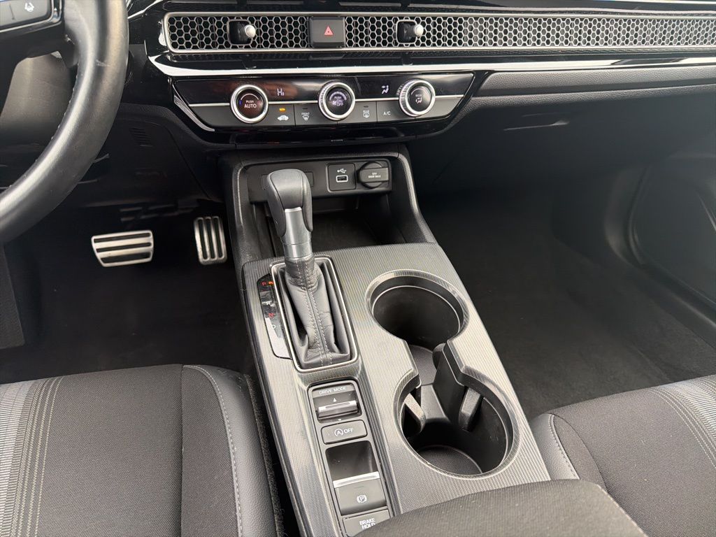 Thumbnail: 2024 Honda Civic - 16