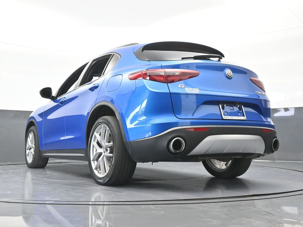 Used 2018 Misano Blue Metallic Alfa Romeo Ti image 59