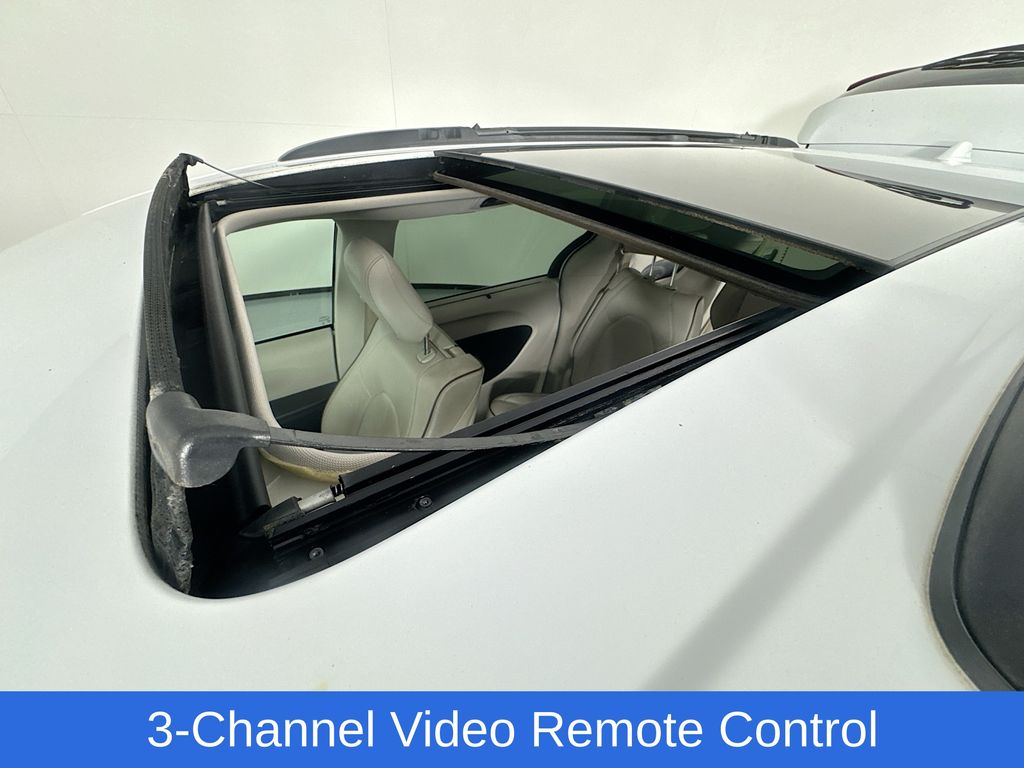 Used Car 2019 Chrysler Pacifica  Limited For Sale Under $20,000 In Austin, Texas