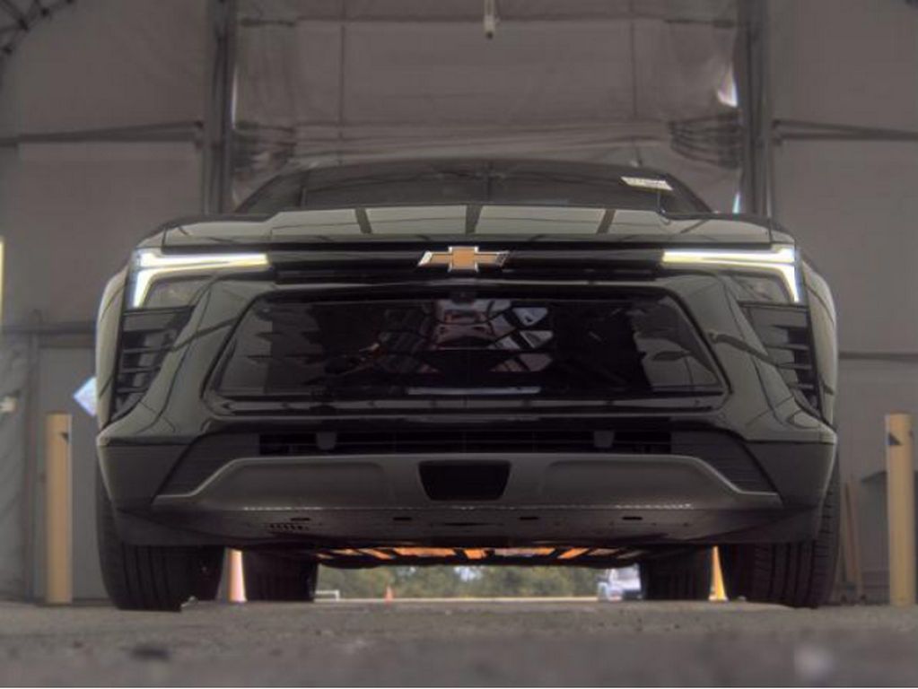 Used 2024 Black Chevrolet LT image 4