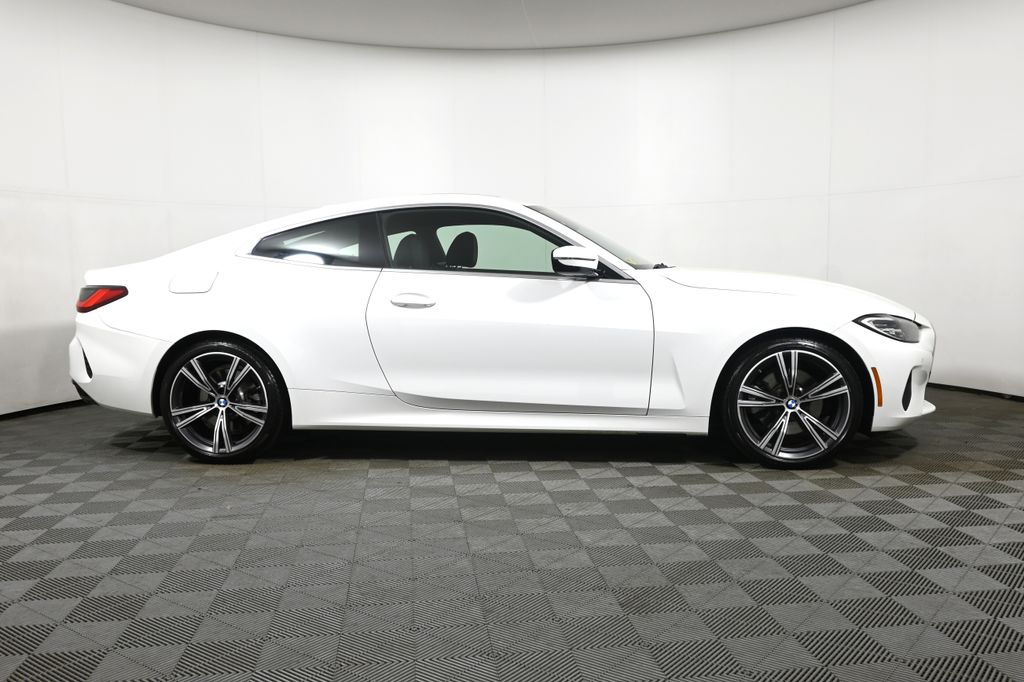 Thumbnail: 2024 BMW 4 Series - 8