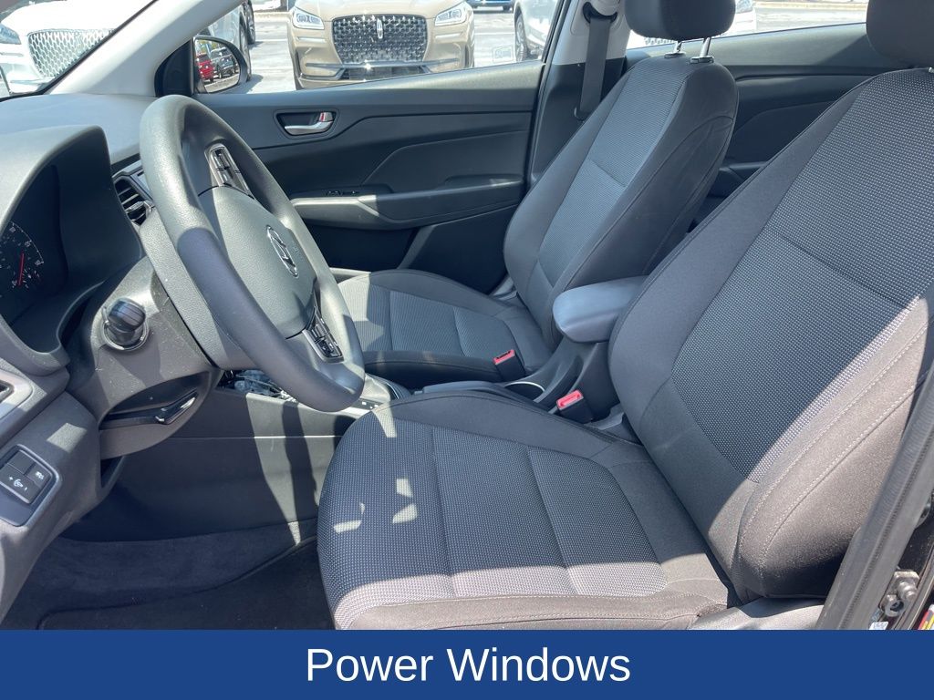 2021 Hyundai ACCENT SEL