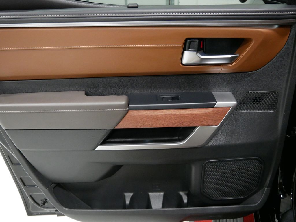 2025 Toyota Tundra 1794 Edition - Photo 19