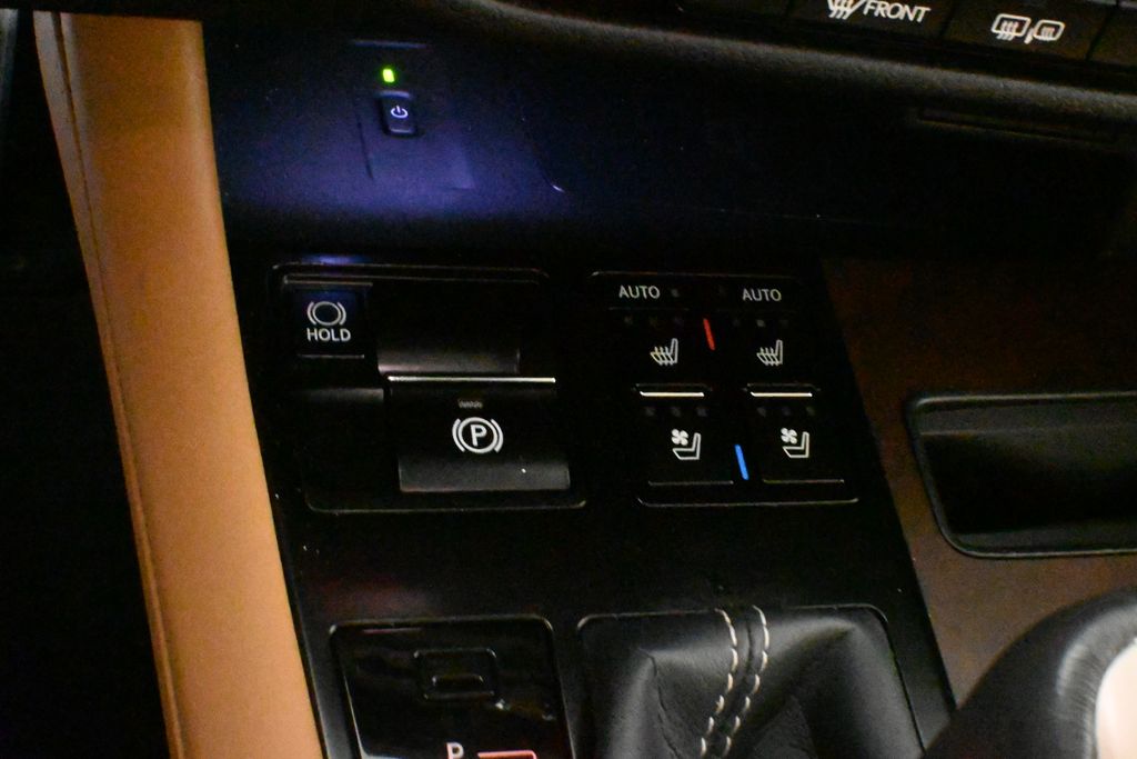 Thumbnail: 2022 Lexus RX - 28