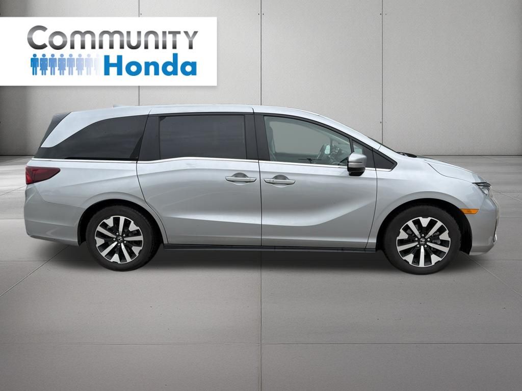 2025 Honda Odyssey EX-L Silver at Community Honda