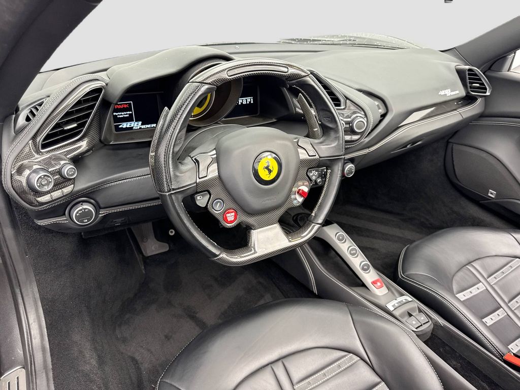 Thumbnail: 2018 Ferrari 488 - 17